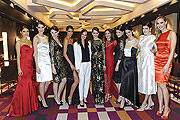 Heydi Nunez Gomez mit Rebecca Mir, Shermine Shahrivar, Marie Nasmann und Models/ Heydi Nunez Gomez präsentiert ihre Modekollektion im Hotel Vier Jahreszeiten in München am 06.03.2014 / Foto: BrauerPhotos (c) S.Brauer